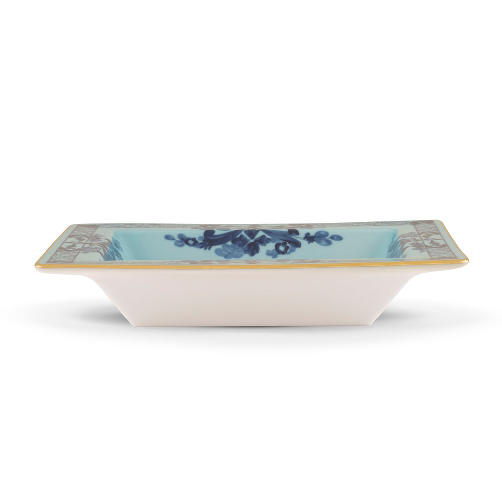 
                      
                        Ginori 1735 Oriente Italiano Iris Rectangular Change Tray
                      
                    