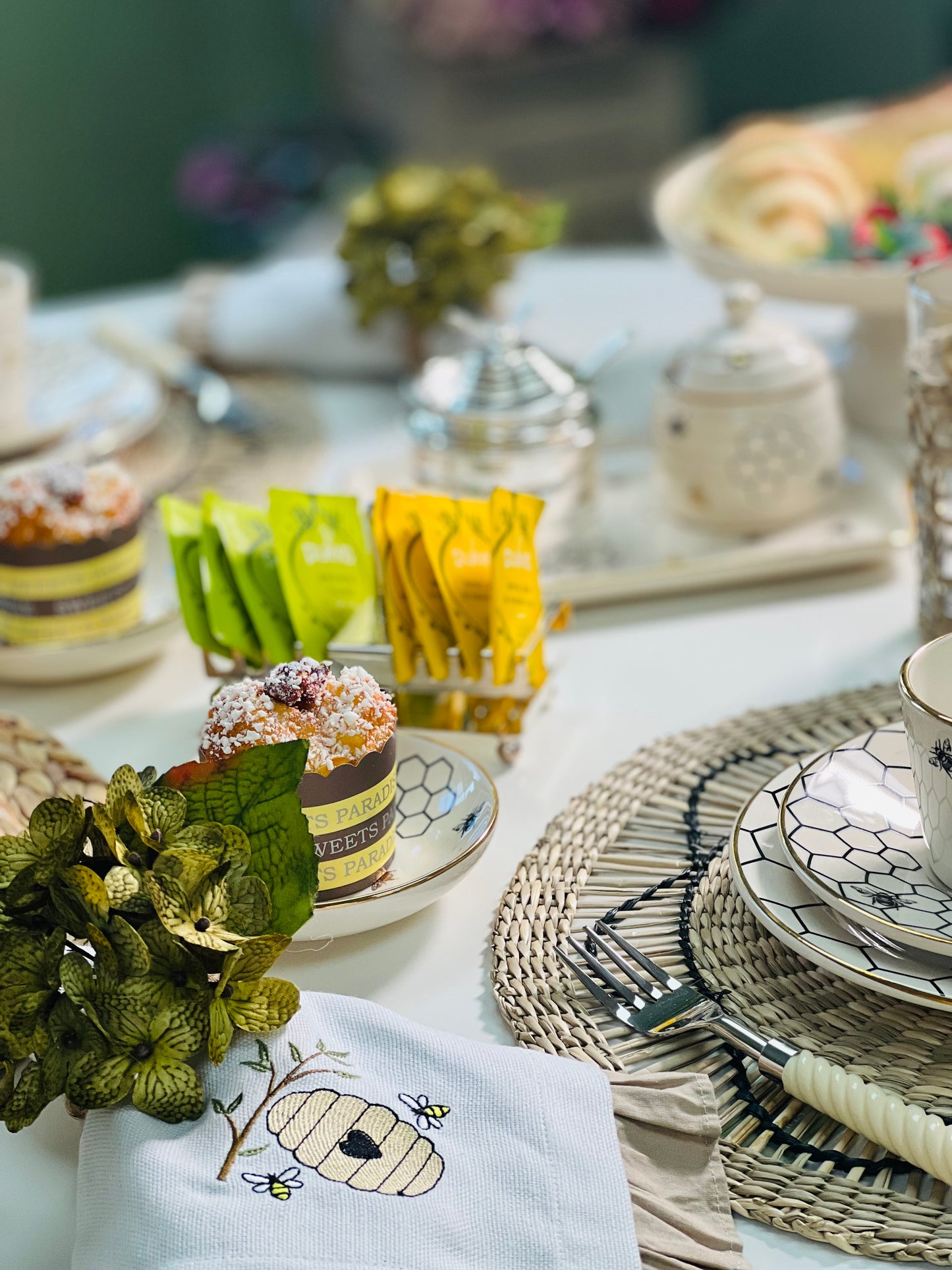 Luiz Salvador Honeycomb Bread Plate